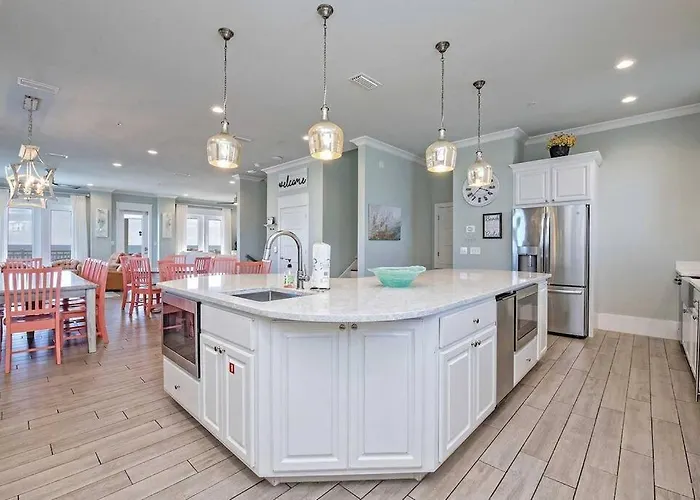 Beachfront~8bedrooms~lemonshello Gulf Shores