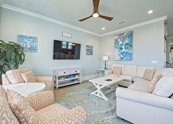 Holiday home Beachfront~8bedrooms~lemonshello *